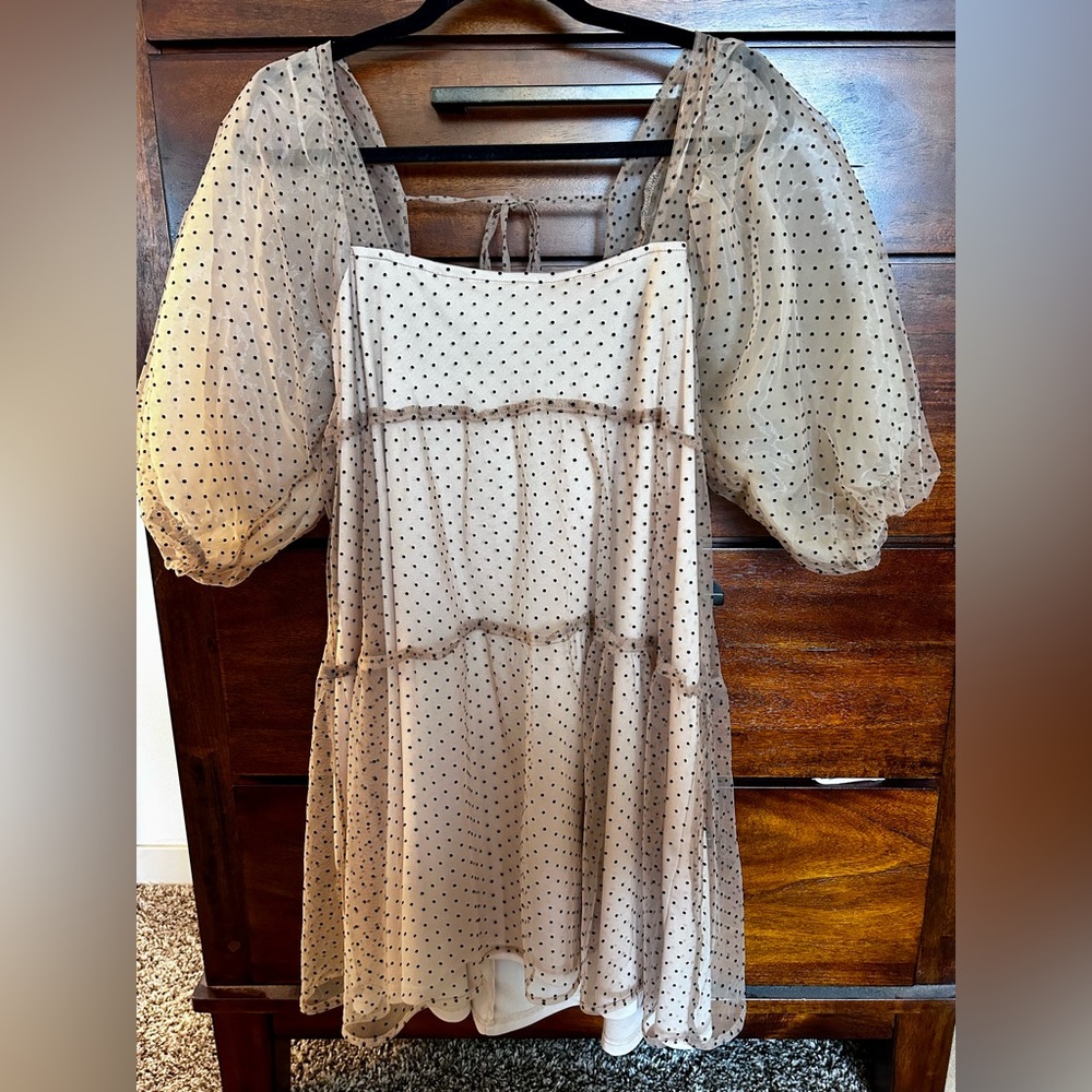 Medium dress, built in slip